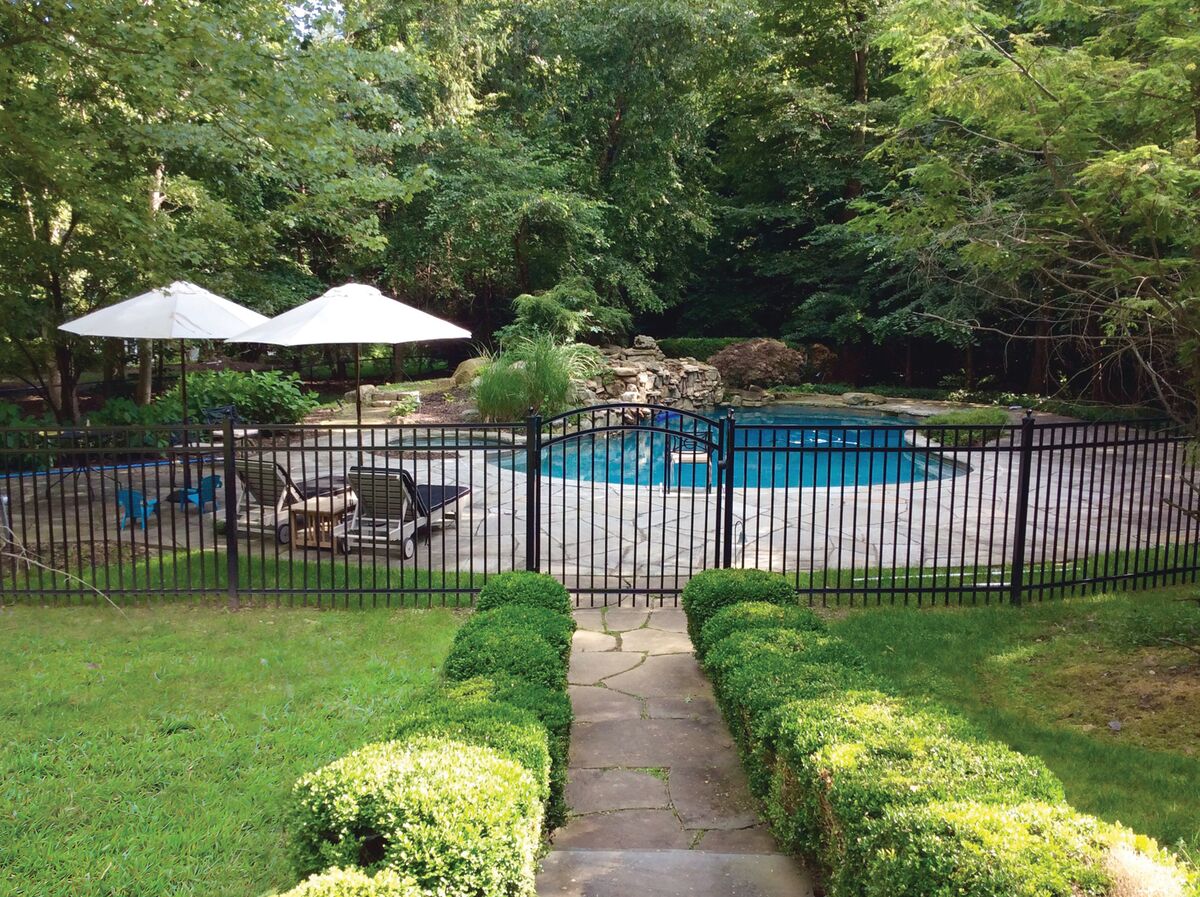 Granite Haven Series - Fence Panel - 4½' x 8' Drop Rail-Aluminum Fence Panels-ActiveYards-Black-FenceCenter